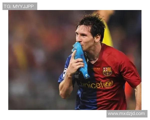 梅西足球明星摆件尽显球场风采完美收藏品带你感受足球魅力